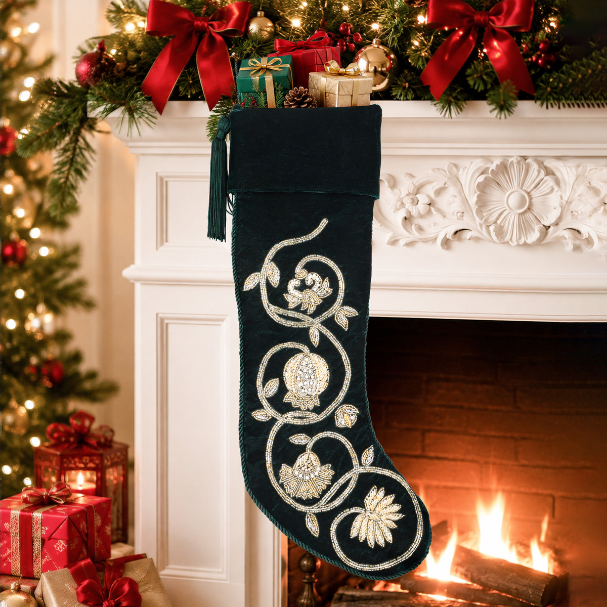 PERSONALIZED GREEN VELVET Christmas Stocking - GOLDEN GARLAND