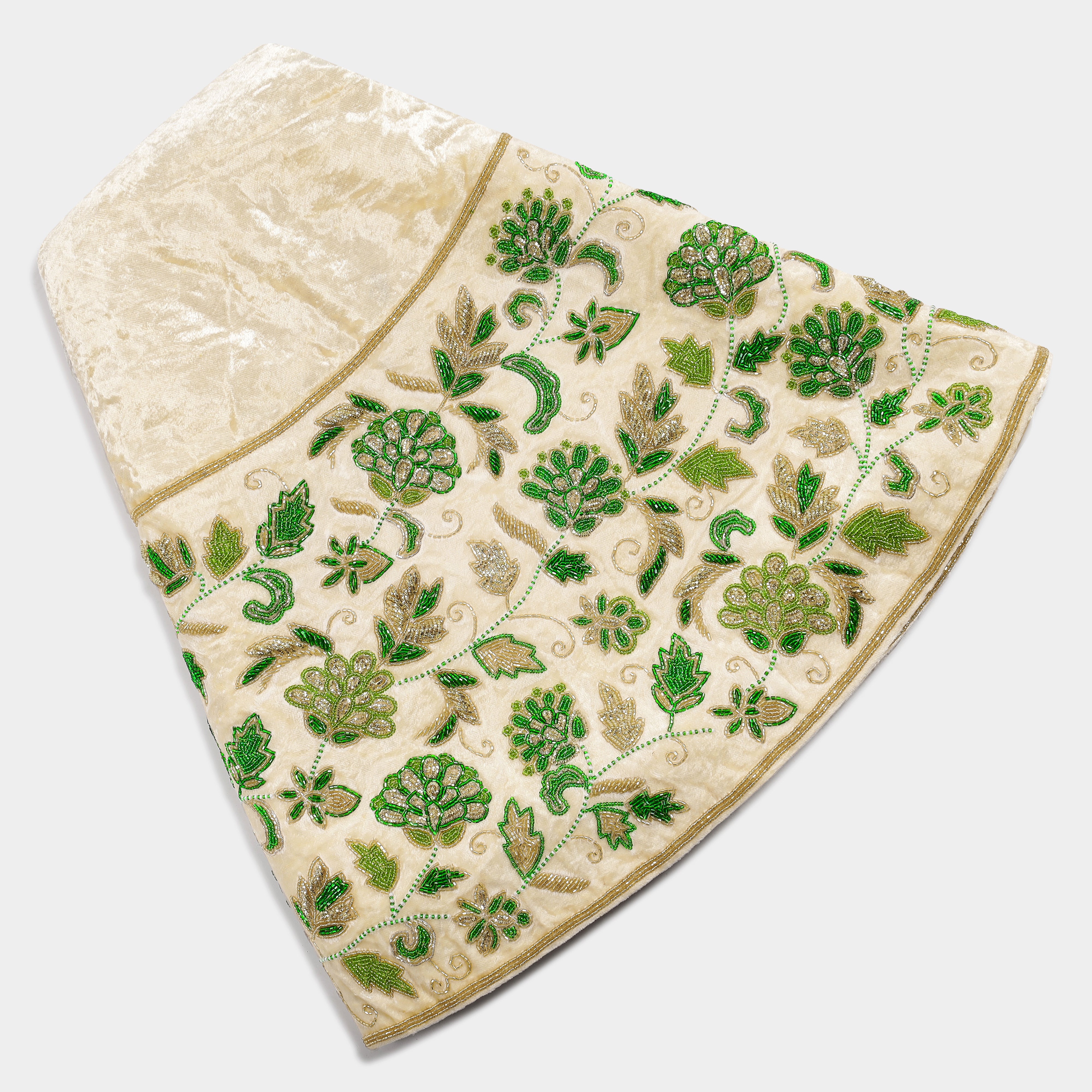 Cream Floral Fantasy Velvet Christmas Tree Skirt
