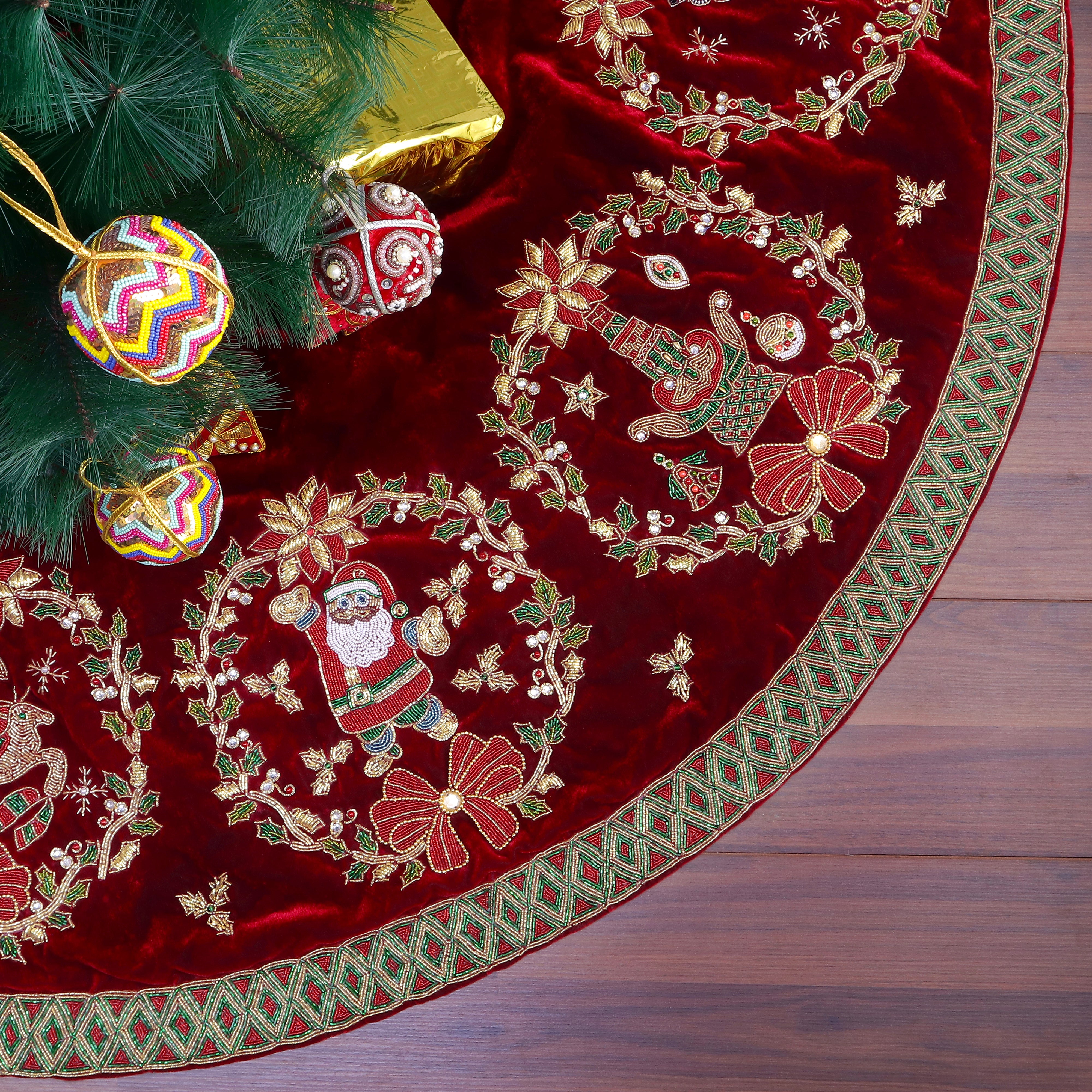 Joyful Wreath Tapestry Red Velvet Christmas Tree Skirt