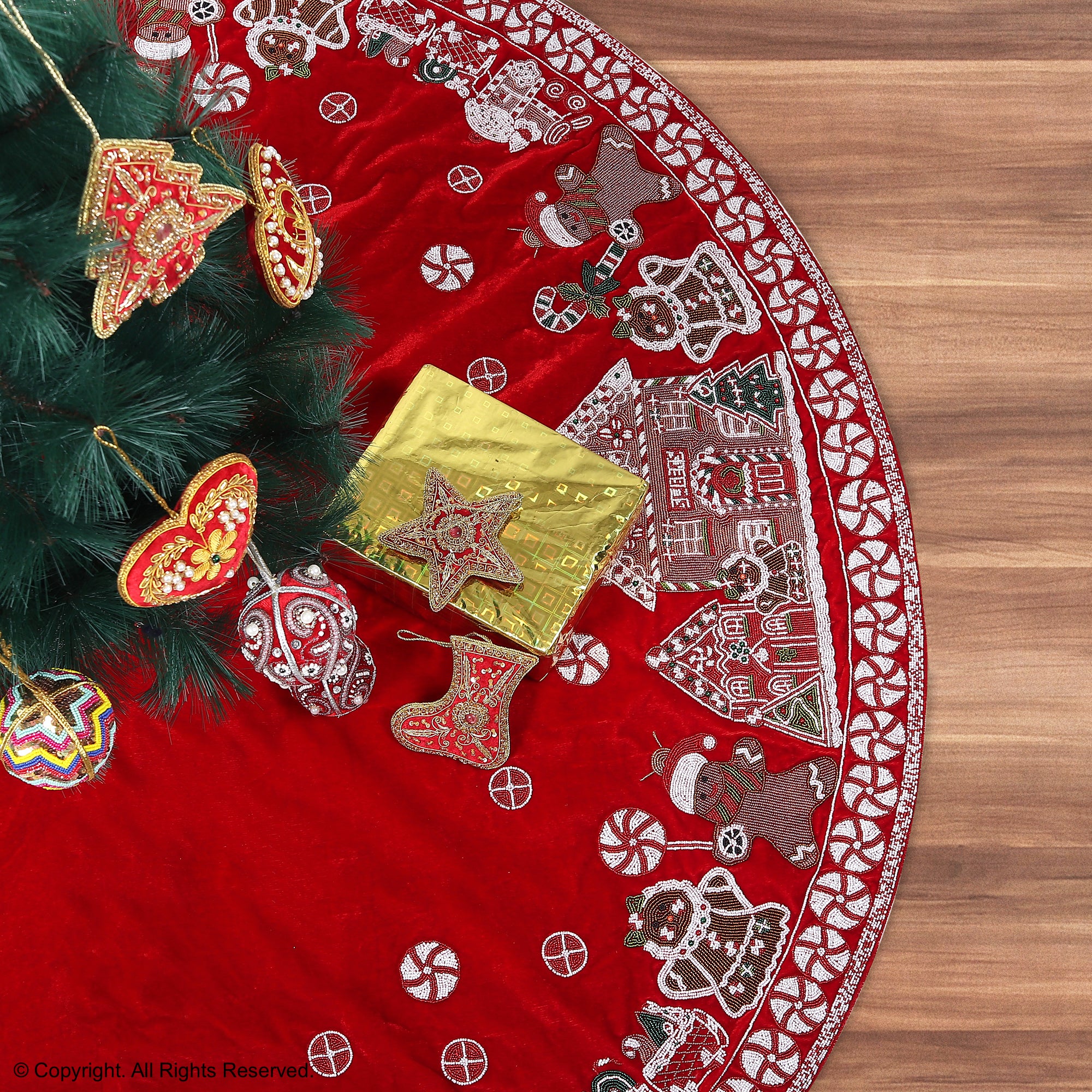 GINGERBREAD Red Velvet Christmas Tree Skirt