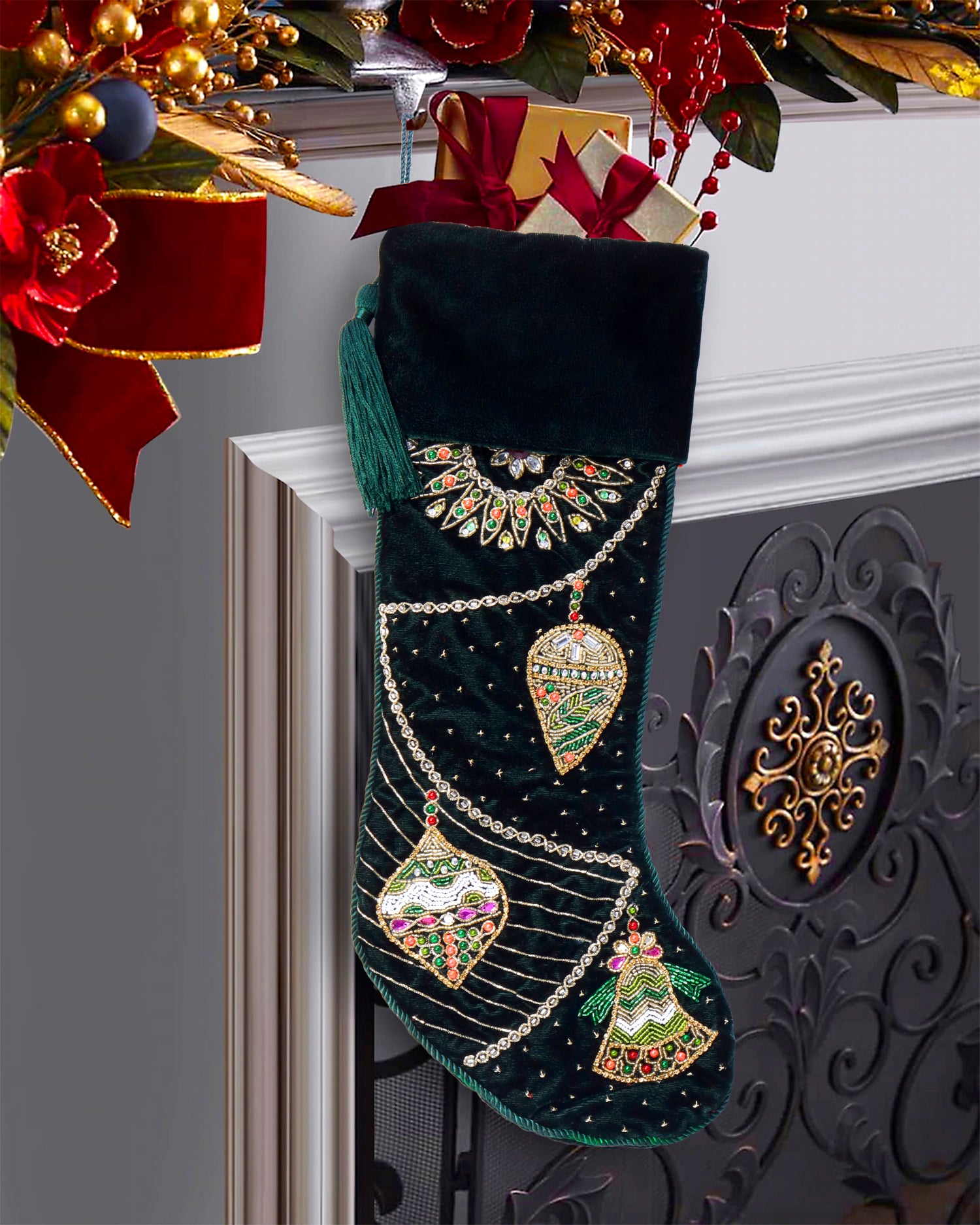 PERSONALISED ORNAMENT CHARM GREEN VELVET CHRISTMAS STOCKING