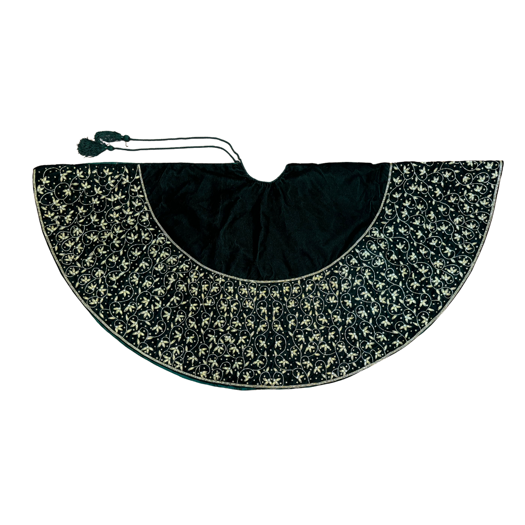 Intimate Leaf Jaal Green Velvet Christmas Tree Skirt