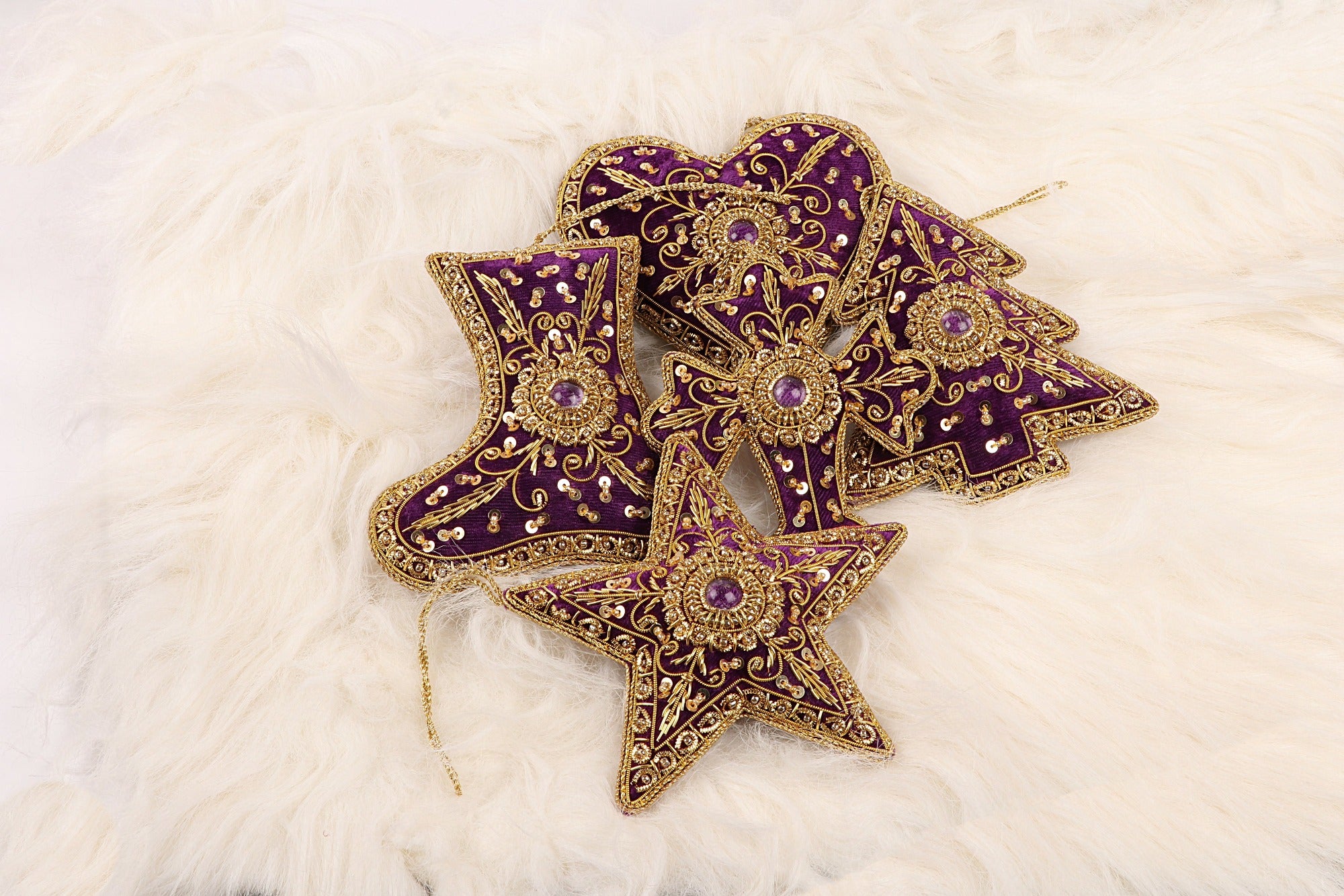 Festive shine Stars, Hearts, Cross, Shoe & tree Christmas ornaments set of 5 pieces for holiday decor (1SET=5PC)