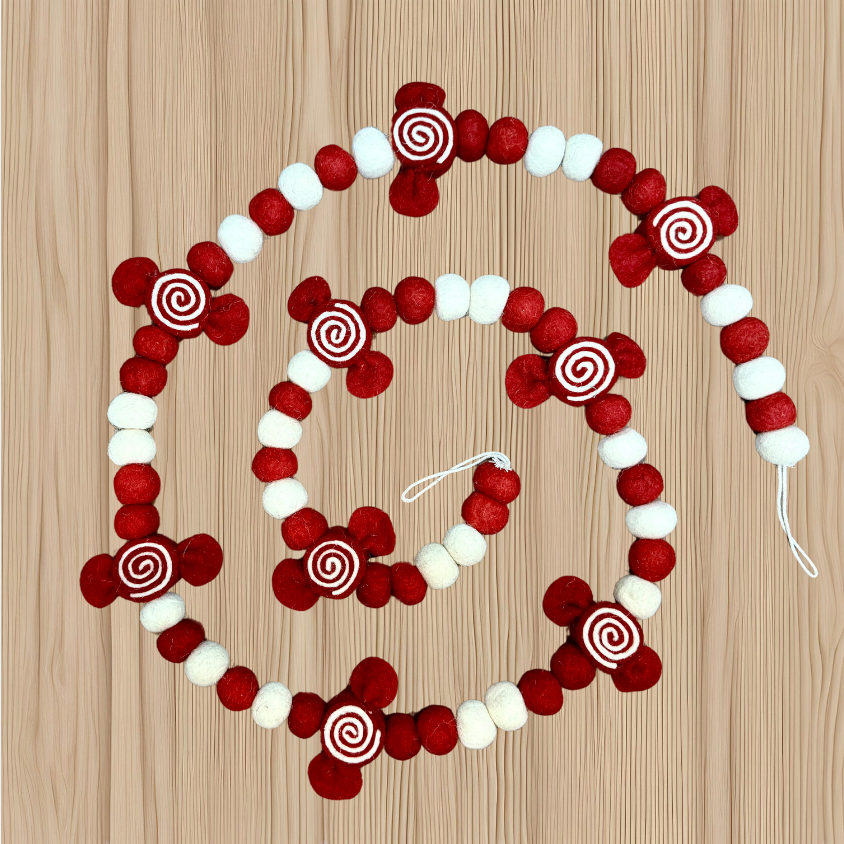 Christmas Candy Garland(set of 2 pcs) Red and white Candy christmas garland 6'. Hand Felt wool, christmas mantle decorations, Felt garlands for Christmas