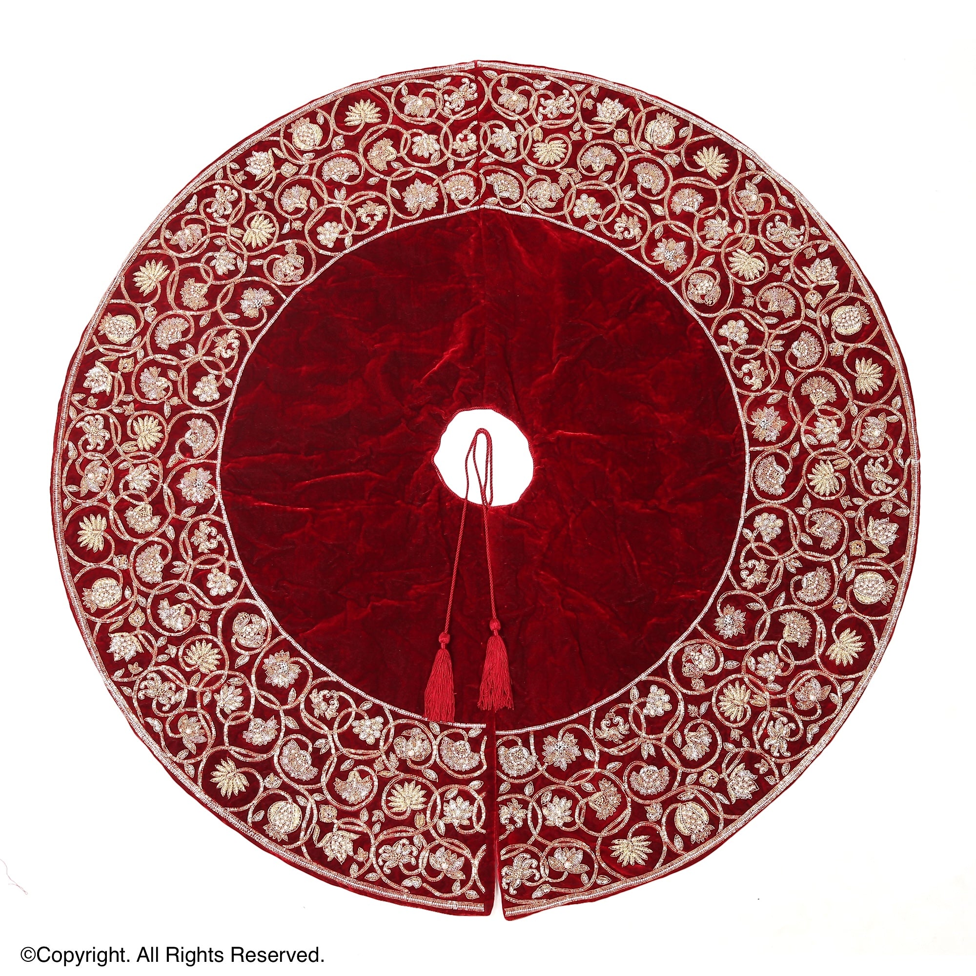 Golden Garland Red Velvet Christmas Tree Skirt