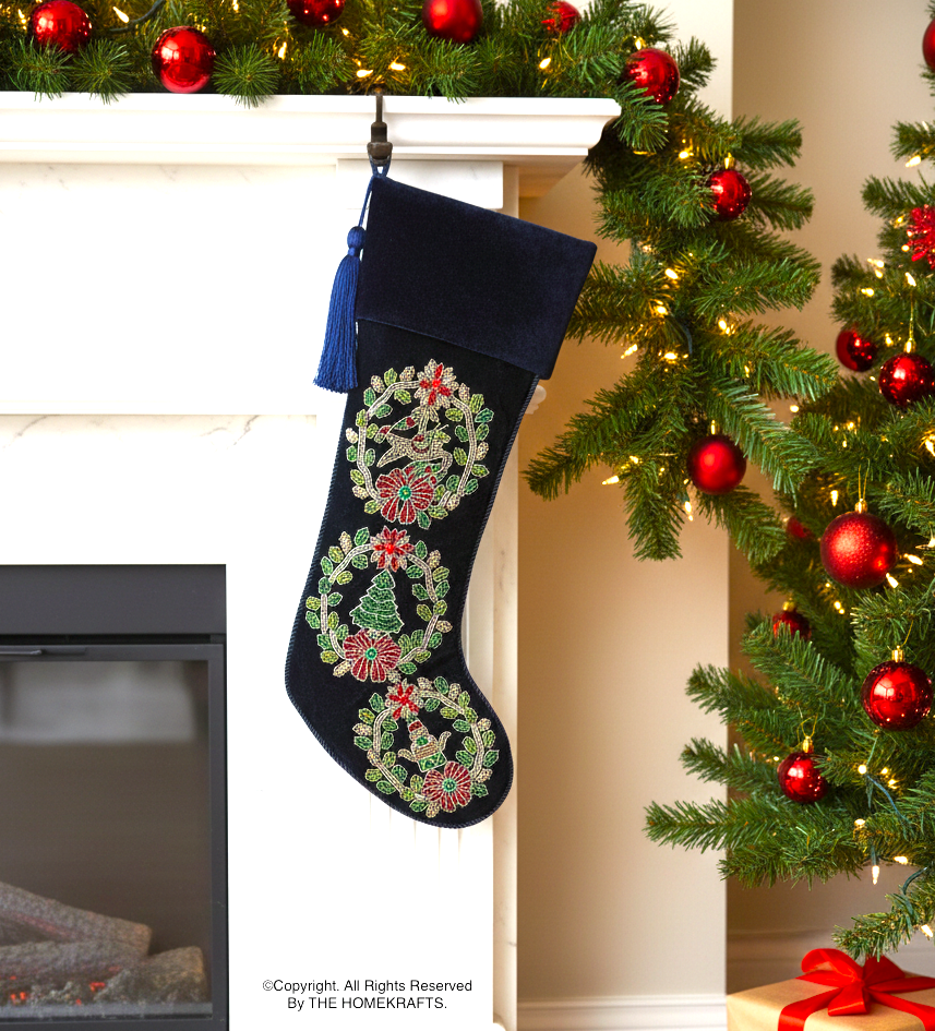 PERSONALISED WREATH NAVY BLUE VELVET CHRISTMAS STOCKING